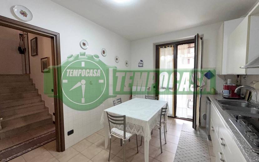 Villa a schiera via delle Camelie, Laveno, Laveno-Mombello — foto 27 di 51