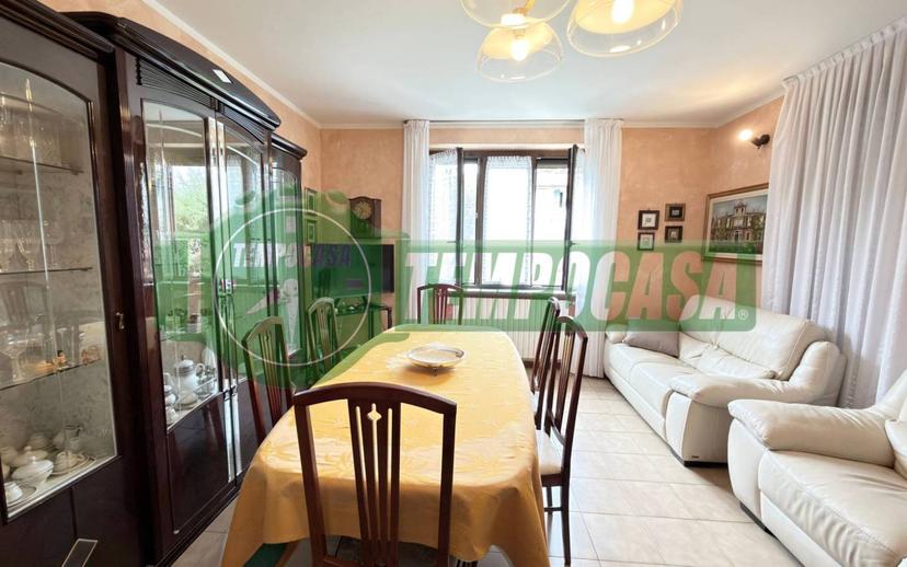 Villa a schiera via delle Camelie, Laveno, Laveno-Mombello — foto 14 di 51
