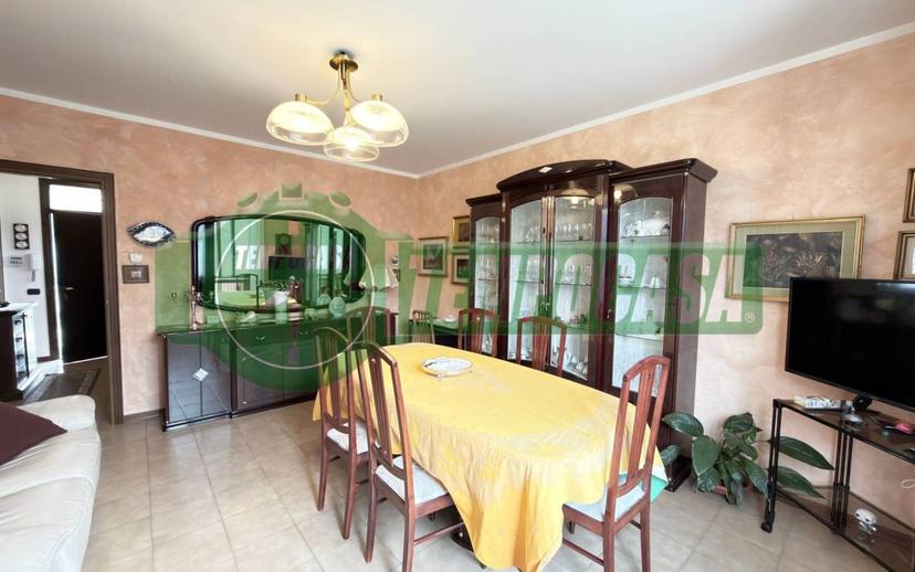 Villa a schiera via delle Camelie, Laveno, Laveno-Mombello — foto 17 di 51
