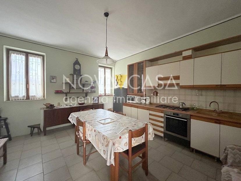 Terratetto unifamiliare 235 m², da ristrutturare, Offanengo — foto 9 di 23