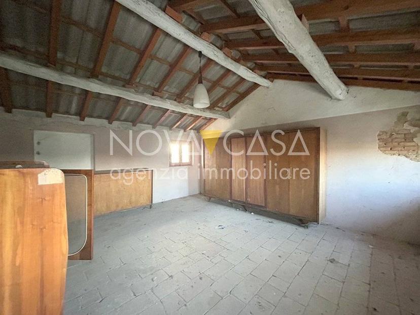 Terratetto unifamiliare 235 m², da ristrutturare, Offanengo — foto 3 di 23