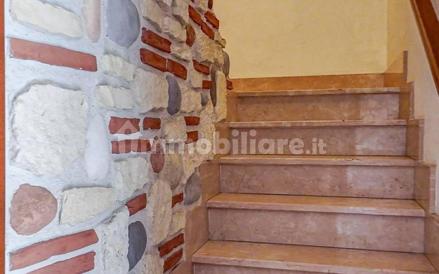 Bilocale via Alessandro Canobbio, San Michele Extra, Verona