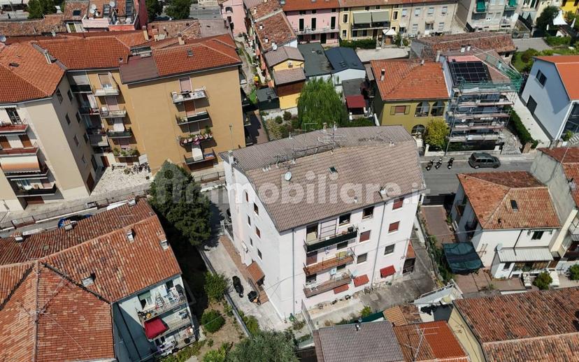 Bilocale via Alessandro Canobbio, San Michele Extra, Verona — foto 5 di 12