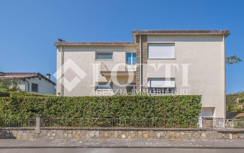 Quadrilocale via degli Allori,  26, Tirrenia, Pisa — foto 4 di 27