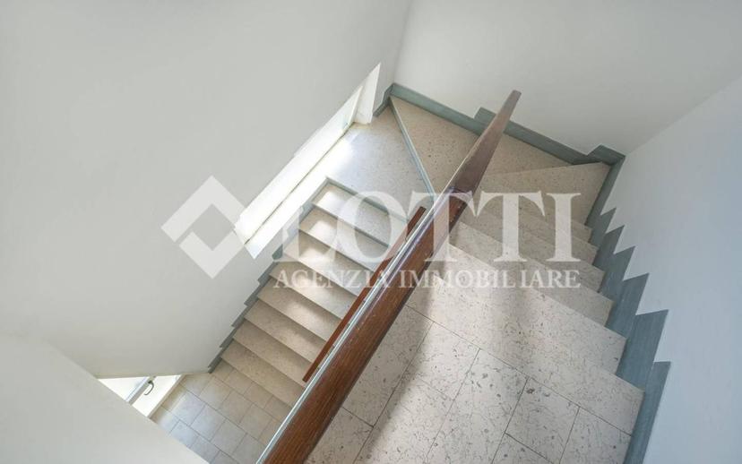Quadrilocale via degli Allori,  26, Tirrenia, Pisa — foto 27 di 27