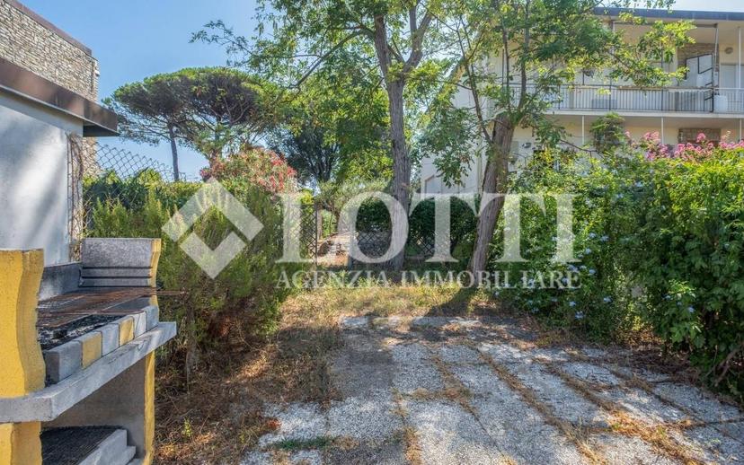 Quadrilocale via degli Allori,  26, Tirrenia, Pisa