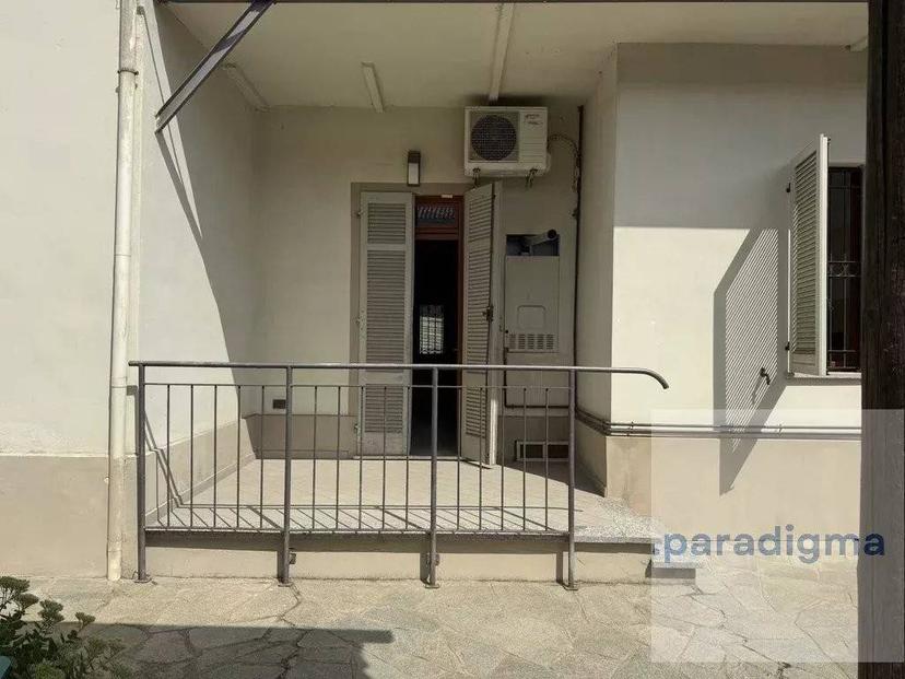 Appartamento ottimo stato, piano terra, Sale — foto 19 di 20
