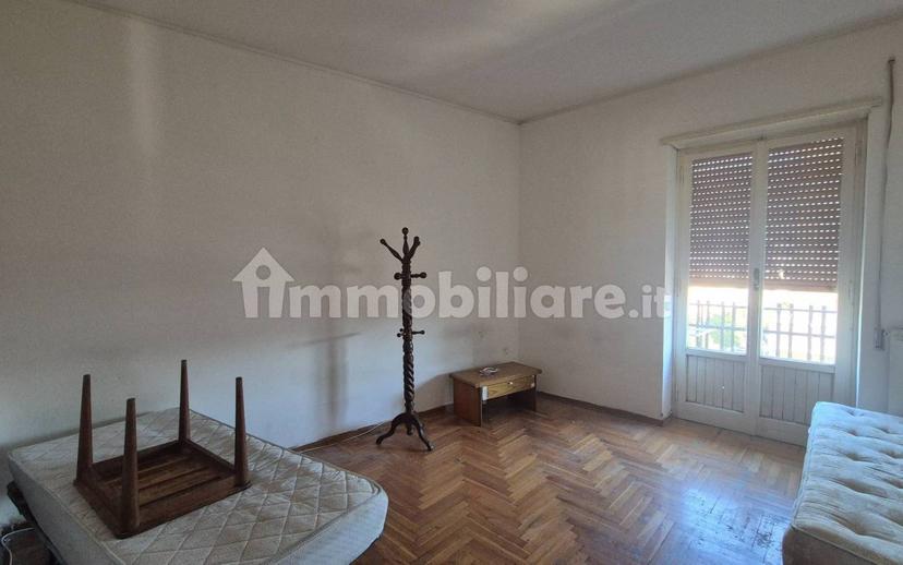 Quadrilocale viale Pietro Vannucci, Centro, Terni — foto 5 di 8