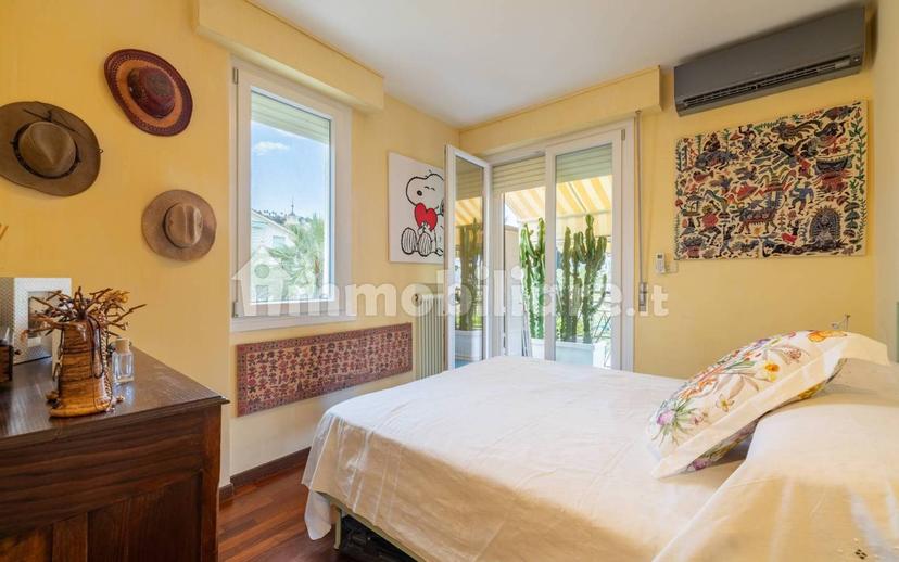 Trilocale via Pelloux 26, Centro, Bordighera — foto 2 di 32