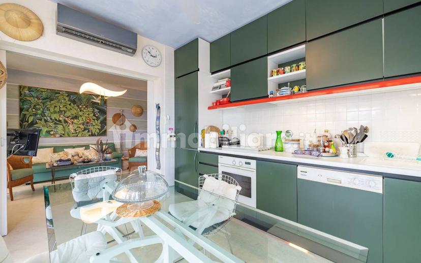 Trilocale via Pelloux 26, Centro, Bordighera — foto 15 di 32