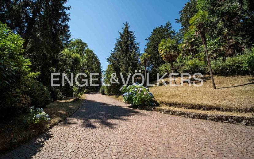 Villa plurifamiliare via Angela e Felice dell'Acqua 2, Centro, Casciago — foto 29 di 57