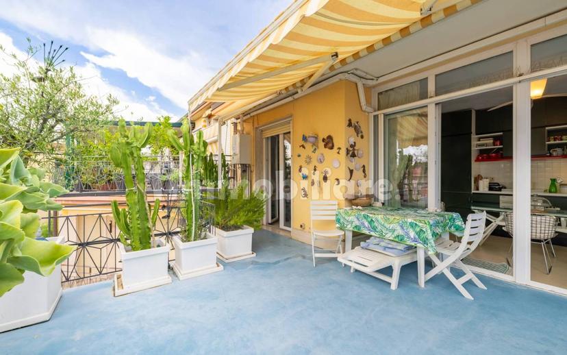 Trilocale via Pelloux 26, Centro, Bordighera — foto 29 di 32