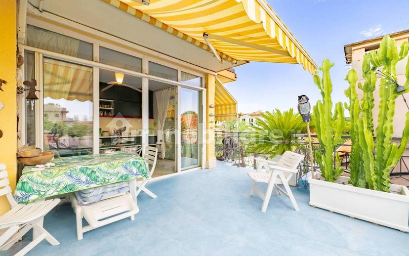 Trilocale via Pelloux 26, Centro, Bordighera — foto 28 di 32