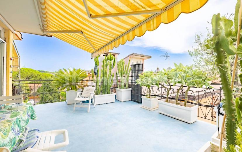 Trilocale via Pelloux 26, Centro, Bordighera — foto 32 di 32