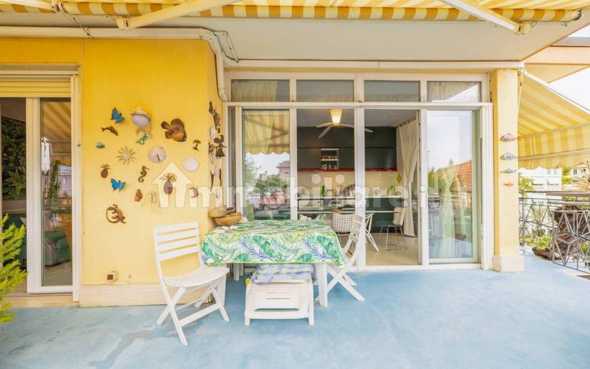 Trilocale via Pelloux 26, Centro, Bordighera — foto 5 di 32