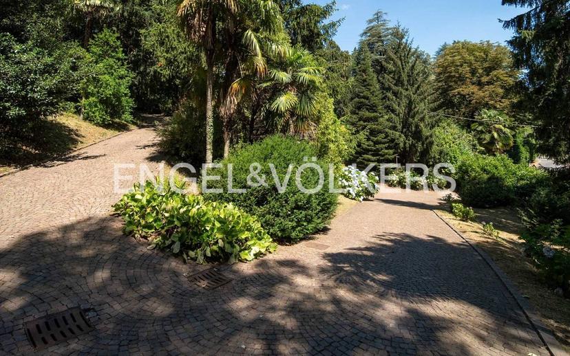 Villa plurifamiliare via Angela e Felice dell'Acqua 2, Centro, Casciago — foto 3 di 57