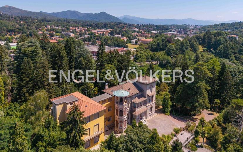 Villa plurifamiliare via Angela e Felice dell'Acqua 2, Centro, Casciago — foto 14 di 57