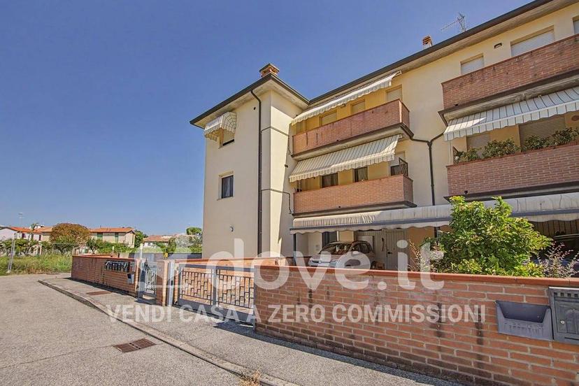 Trilocale vicolo Alda Costa 4, Centro, Copparo — foto 16 di 46