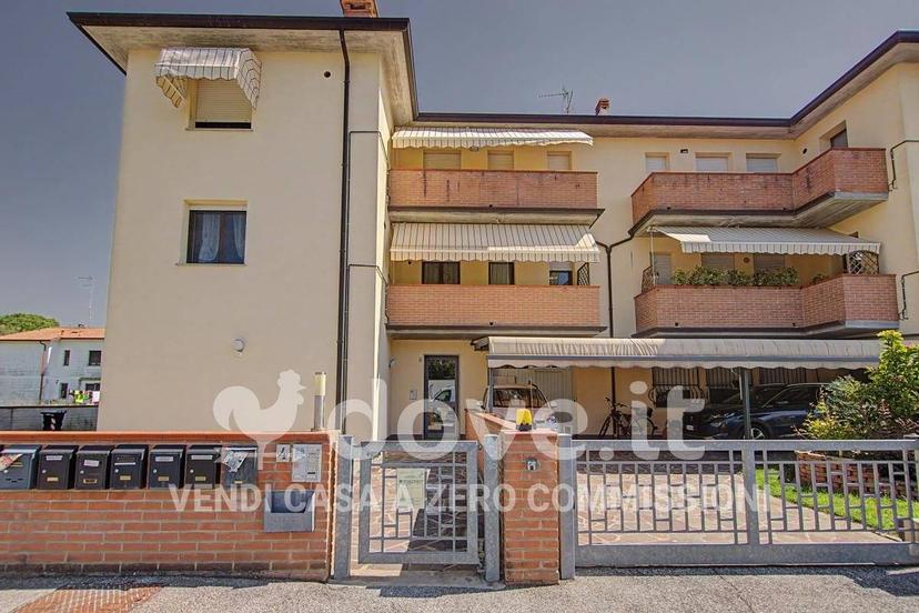 Trilocale vicolo Alda Costa 4, Centro, Copparo — foto 22 di 46