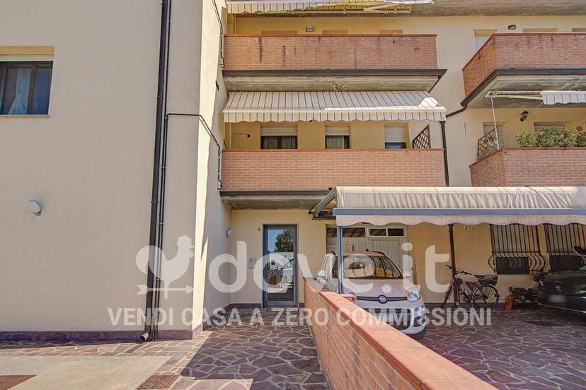 Trilocale vicolo Alda Costa 4, Centro, Copparo — foto 45 di 46