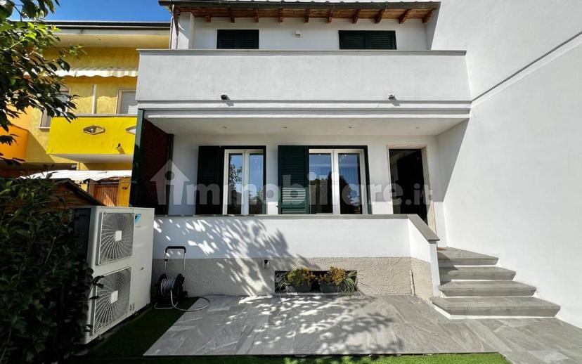 Villa a schiera via della Caserma 17, Torre del Lago, Viareggio — foto 10 di 60