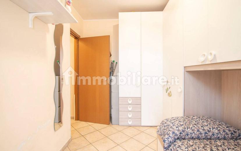 Trilocale via 2 Giugno 17, Casorate Primo — foto 18 di 31