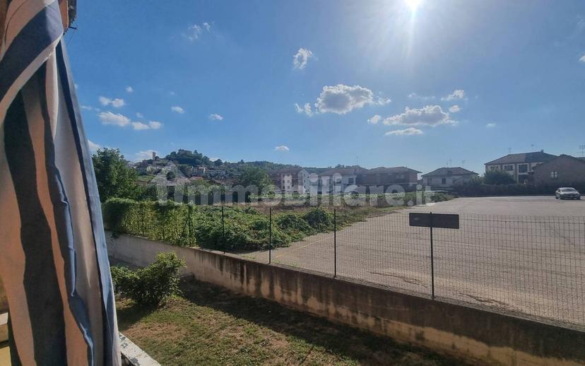 Quadrilocale buono stato, su più livelli, Centro, Mombercelli — foto 2 di 16