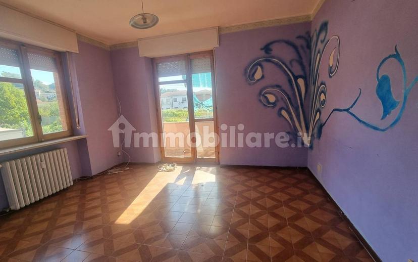 Quadrilocale buono stato, su più livelli, Centro, Mombercelli — foto 7 di 16