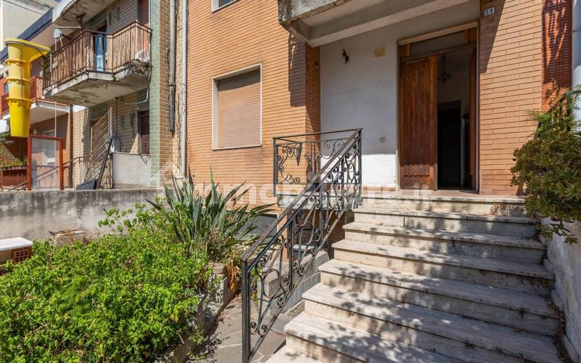 Villa a schiera via Costantinopoli 53, Genneruxi, Cagliari — foto 25 di 27