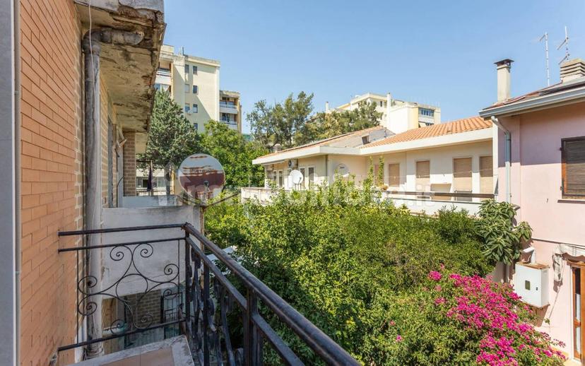 Villa a schiera via Costantinopoli 53, Genneruxi, Cagliari — foto 12 di 27