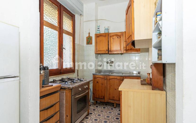 Villa a schiera via Costantinopoli 53, Genneruxi, Cagliari — foto 4 di 27