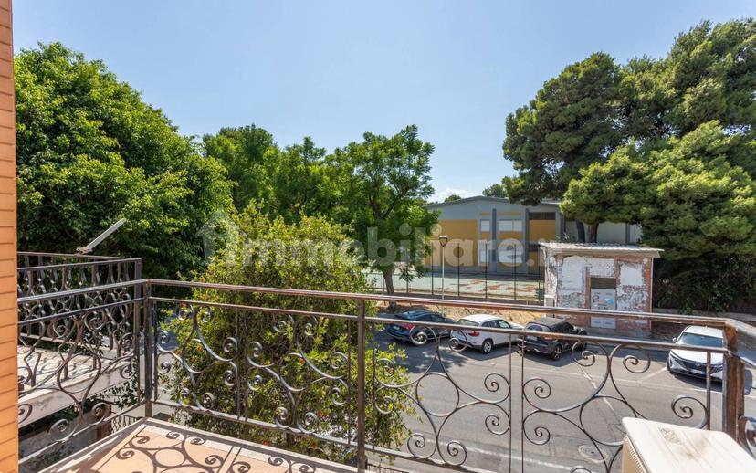 Villa a schiera via Costantinopoli 53, Genneruxi, Cagliari — foto 22 di 27
