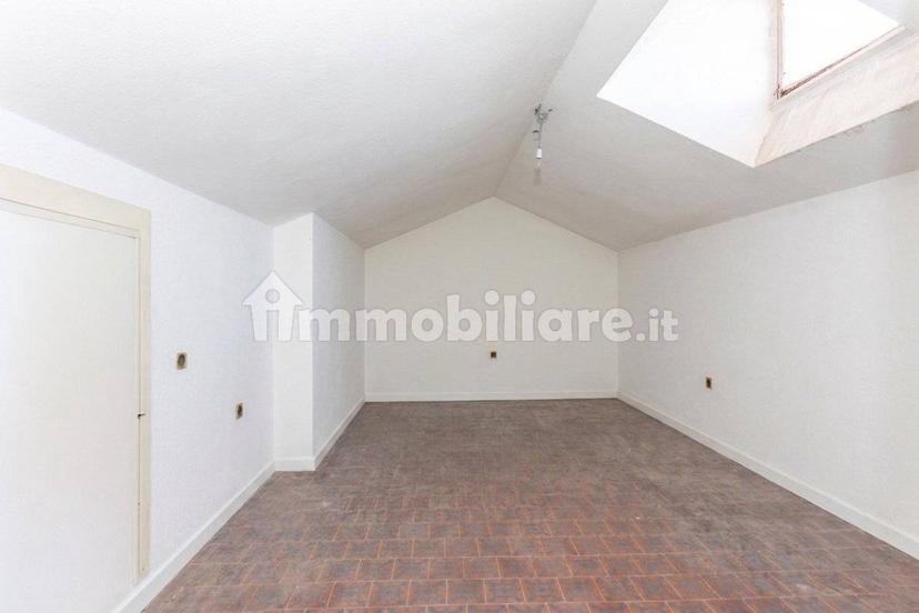 Villa a schiera via Costantinopoli 53, Genneruxi, Cagliari — foto 14 di 27