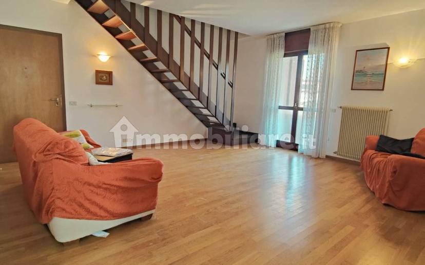 Quadrilocale buono stato, su più livelli, Buia, Buja — foto 12 di 14