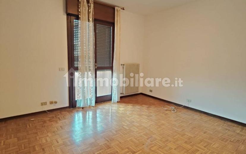 Quadrilocale buono stato, su più livelli, Buia, Buja — foto 2 di 14