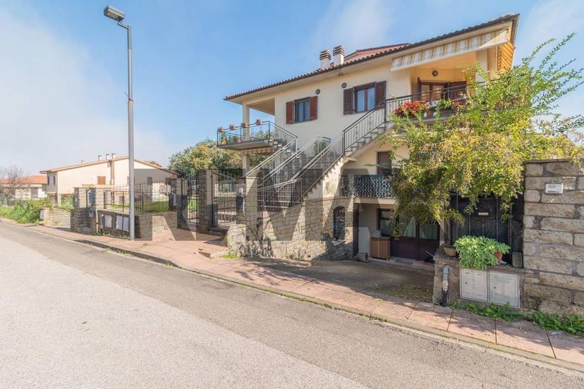 Terratetto unifamiliare via Alcide De Gasperi 15, Centro, Bomarzo — foto 2 di 25