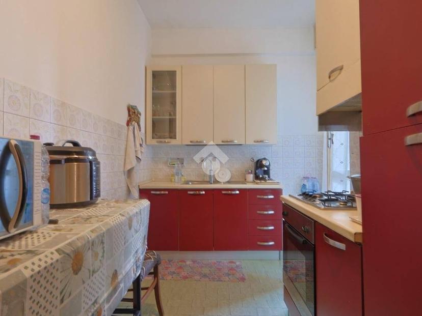 Quadrilocale via Fratelli Cervi, Carrozzone, Reggio Emilia — foto 40 di 43
