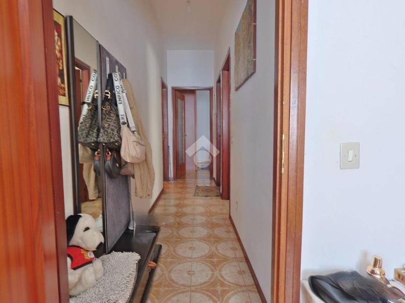 Quadrilocale via Fratelli Cervi, Carrozzone, Reggio Emilia — foto 27 di 43