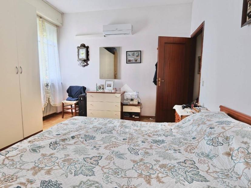 Quadrilocale via Fratelli Cervi, Carrozzone, Reggio Emilia — foto 18 di 43