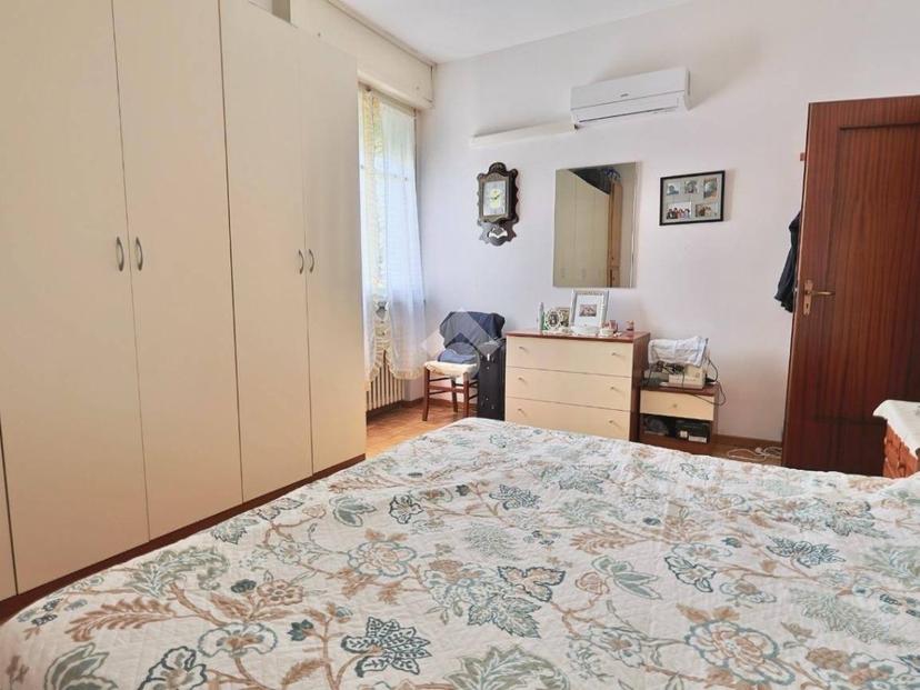 Quadrilocale via Fratelli Cervi, Carrozzone, Reggio Emilia — foto 32 di 43