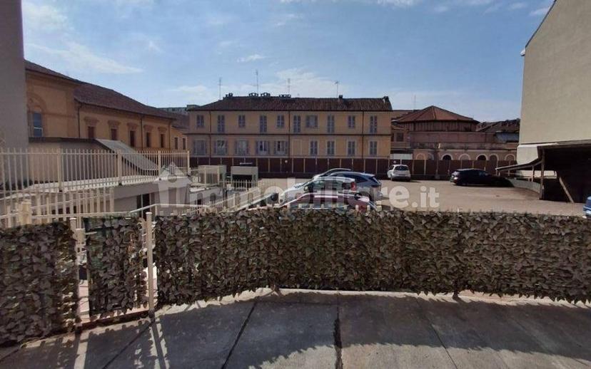 Trilocale corso Vittorio Alfieri, Centro Storico, Asti