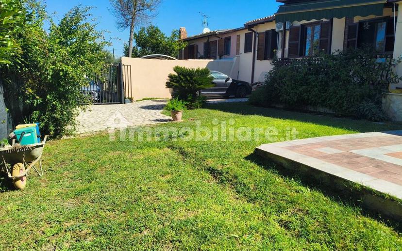 Villa plurifamiliare via delle Pietre Piane 10, Monteleone Sabino — foto 11 di 36