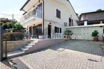 Villa unifamiliare via Arno 5, Boschetti, Peschiera del Garda — foto 3 di 14
