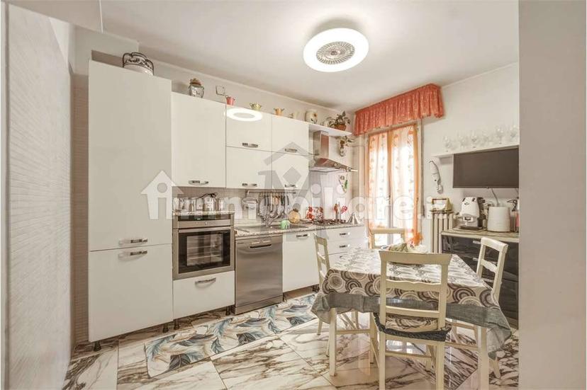 Appartamento via Palmiro Togliatti , 4, Centro, San Polo d'Enza — foto 14 di 27