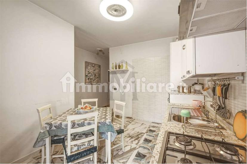 Appartamento via Palmiro Togliatti , 4, Centro, San Polo d'Enza — foto 4 di 27