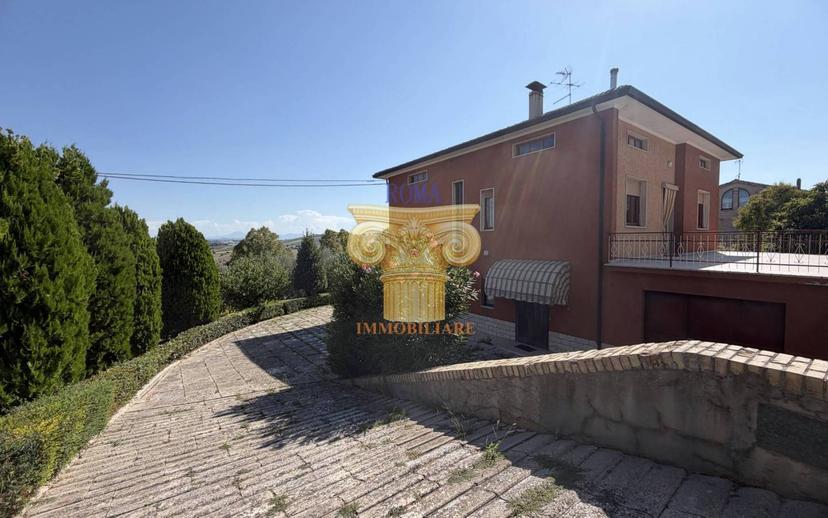 Villa unifamiliare via Crocefissetto 13, Centro, Corinaldo — foto 3 di 29
