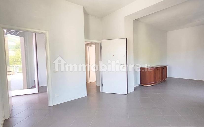 Trilocale viale Giuseppe Garibaldi 14, Centro, Bobbio — foto 16 di 16