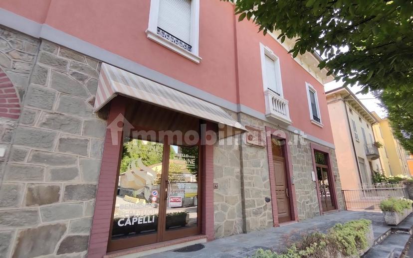 Trilocale viale Giuseppe Garibaldi 14, Centro, Bobbio — foto 5 di 16
