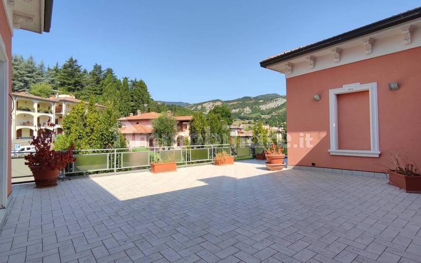 Trilocale viale Giuseppe Garibaldi 14, Centro, Bobbio — foto 15 di 16