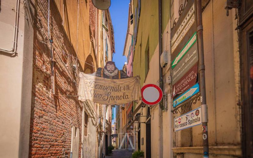 Bilocale via Francesco Spinola 3, Centro Storico, Savona — foto 3 di 24